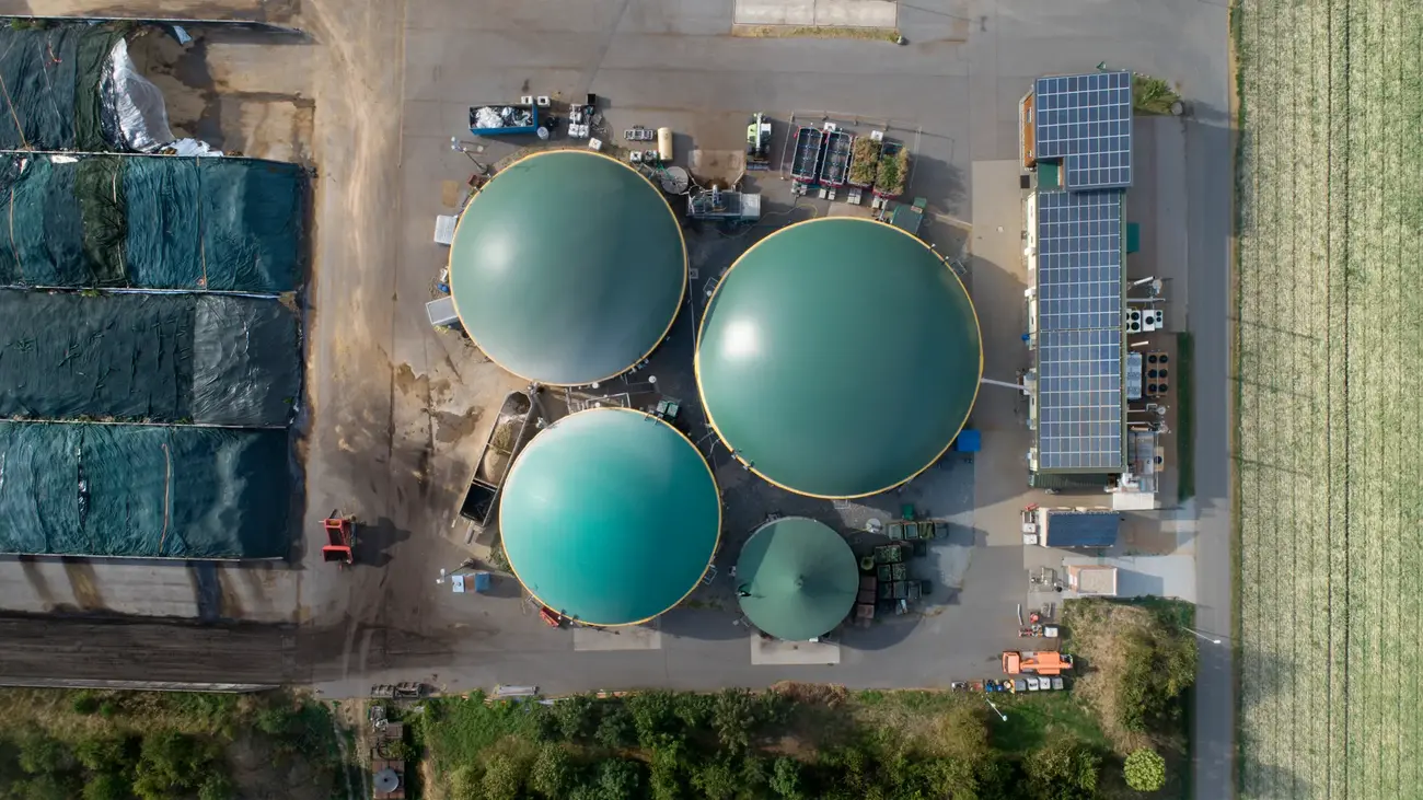 An overhead image of a renewable gas power station.