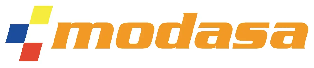 Lubricantes TotalEnergies aplicados en buses y grupos electrógenos de MODASA en Perú, optimizando rendimiento y mantenimiento.