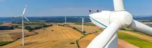 image panoramique wind turbines