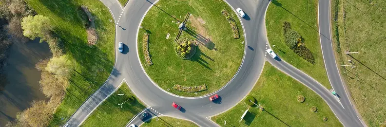 Znate li kako pravilno voziti kroz kružni tok?