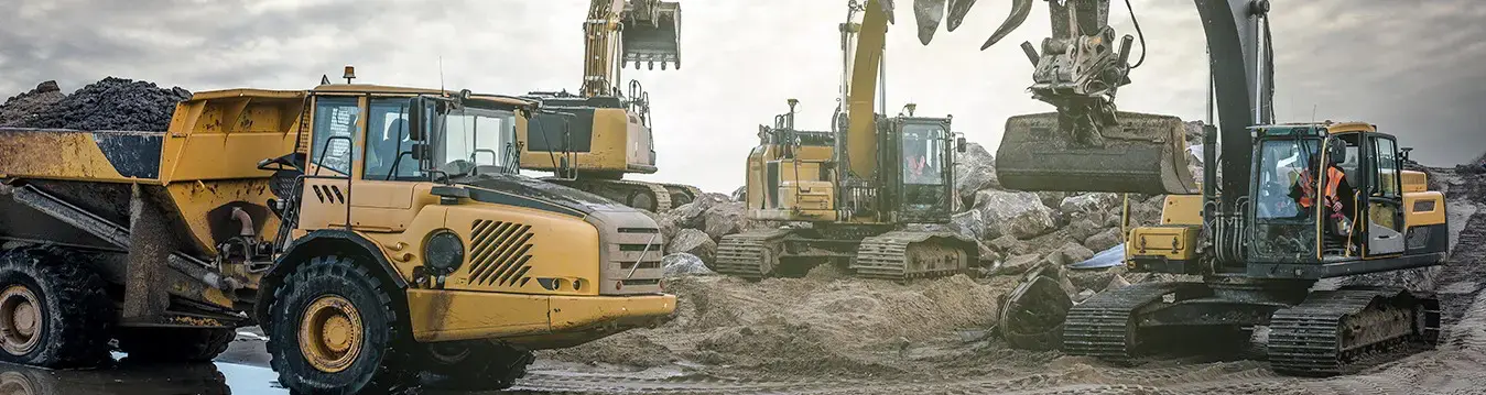 Baustellenfahrzeuge im Einsatz