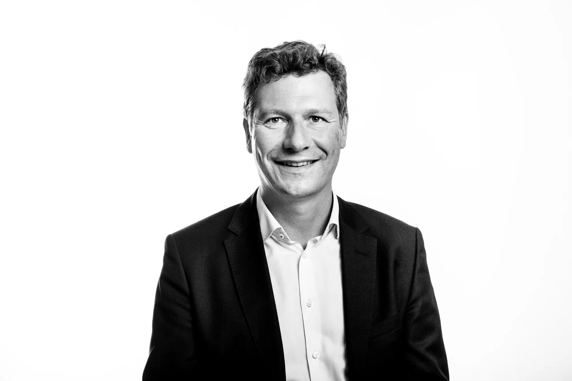 Directeur financements et M&A REN France