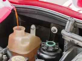 Usá refrigerantes y anticongelantes en tu auto