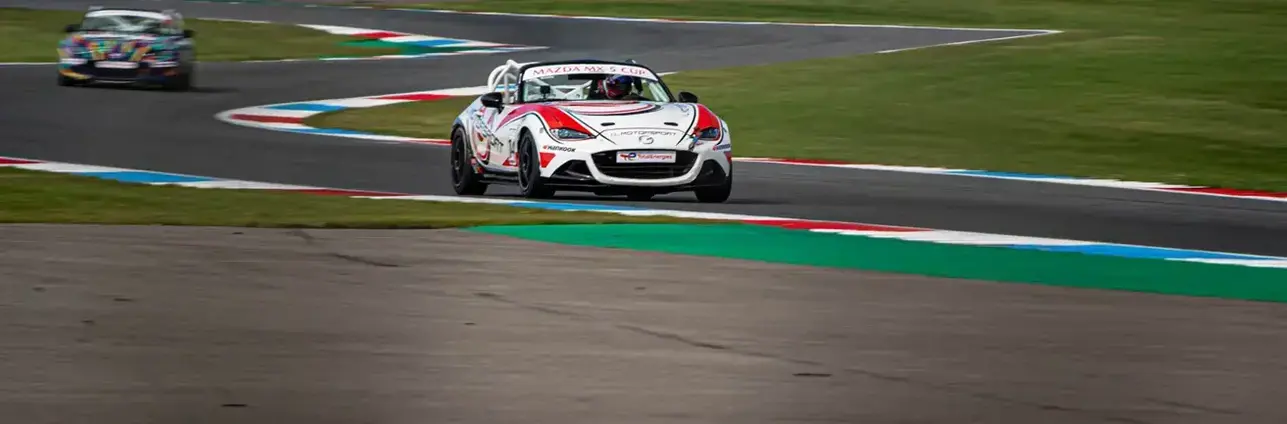 header-winactie-mazda-mx-5-cup