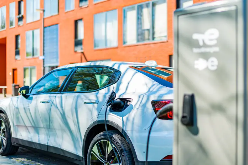 laadpalen nieuwegein 19-04-23 - foto willem jan de bruin � fotografie-wj6_7165_hr