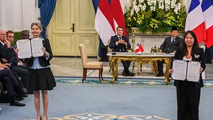 TotalEnergies and RGE Ink Co-Investment Agreement to Develop Solar Power and Battery Energy Storage Project in Indonesia