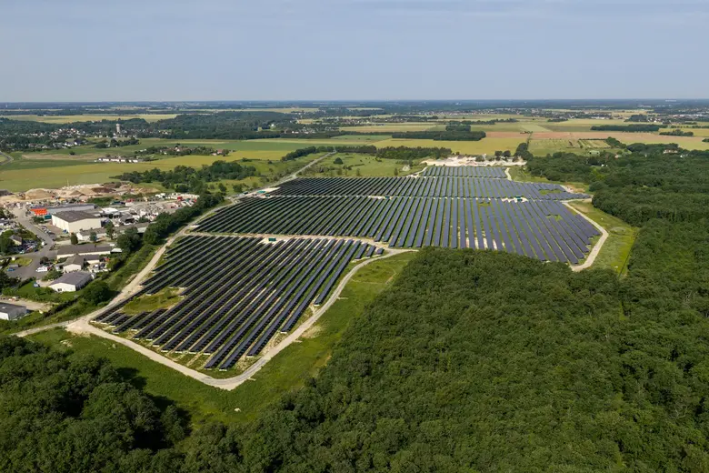 Centrale solaire Truyes en Centre-Val de Loire