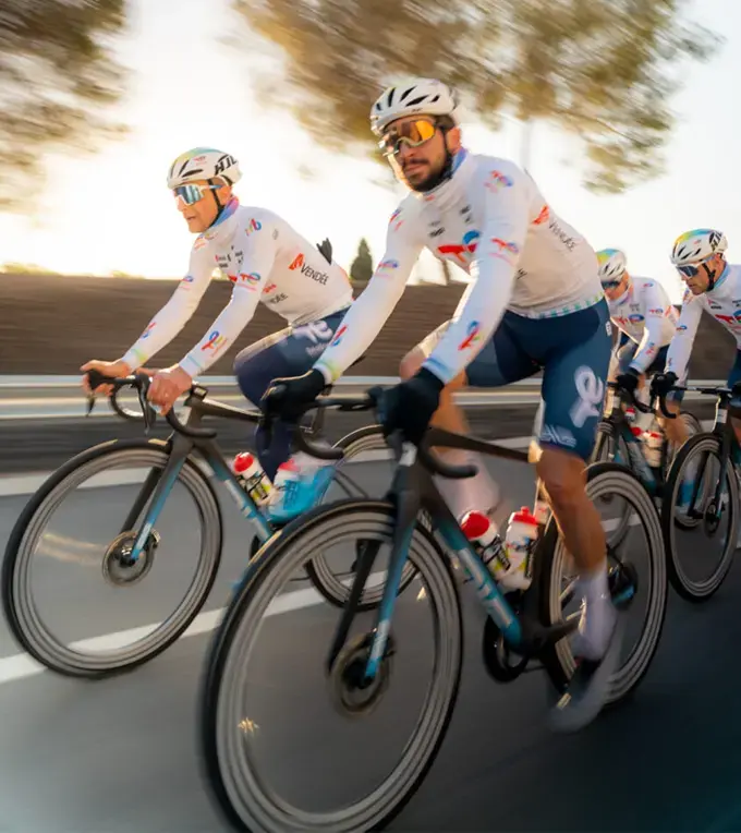 equipototalenergies-tour de francia-equipo