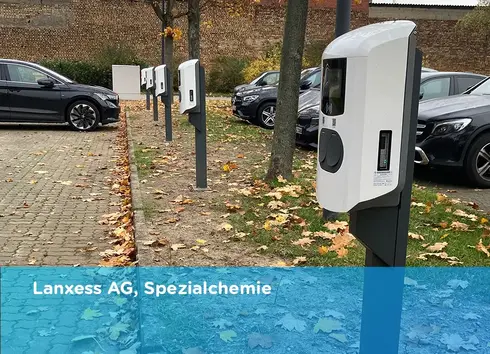 Parkplatz Lanxess mit Ladesäule von TotalEnergies