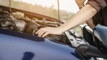 aprende a medir el aceite de motor