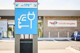 Borne de recharge rapide (HPC) en station-service en Belgique
