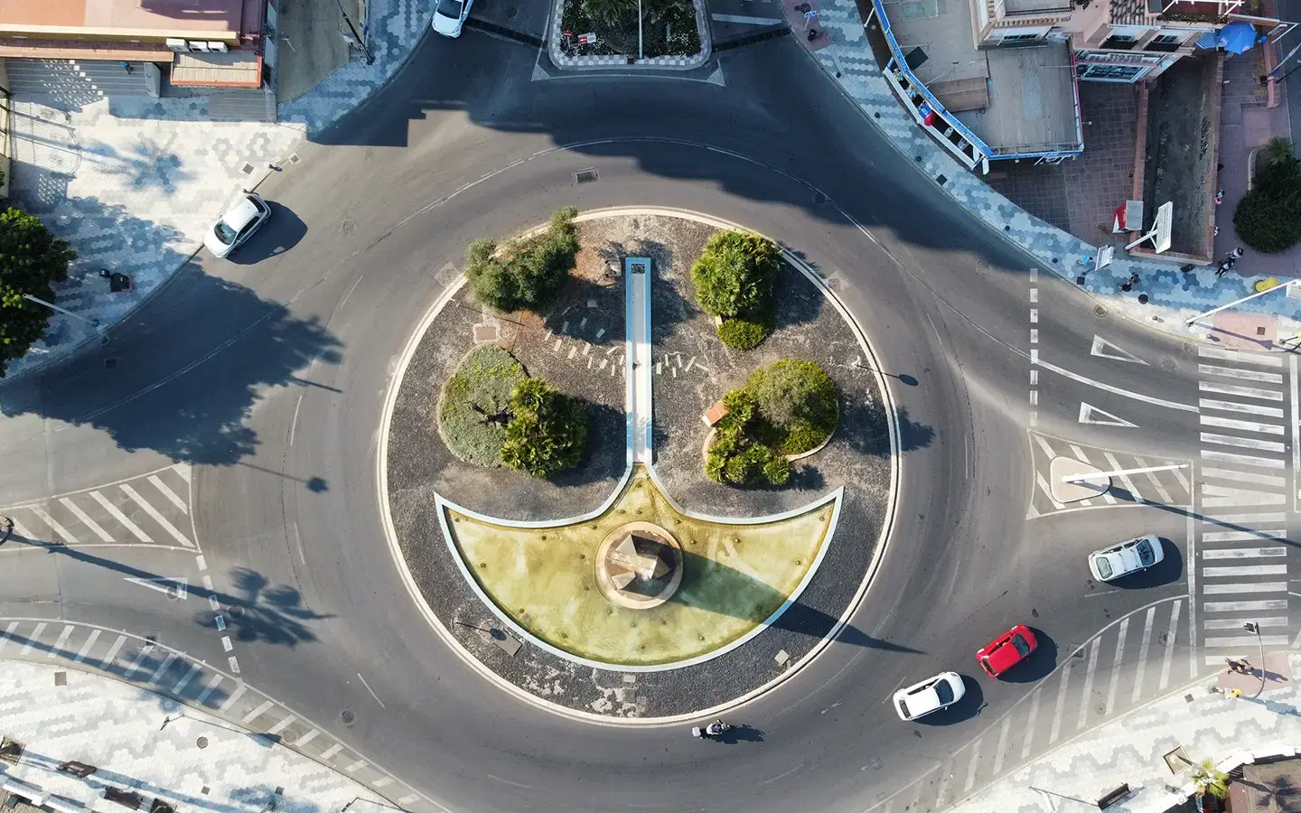 Znate li kako pravilno voziti kroz kružni tok?