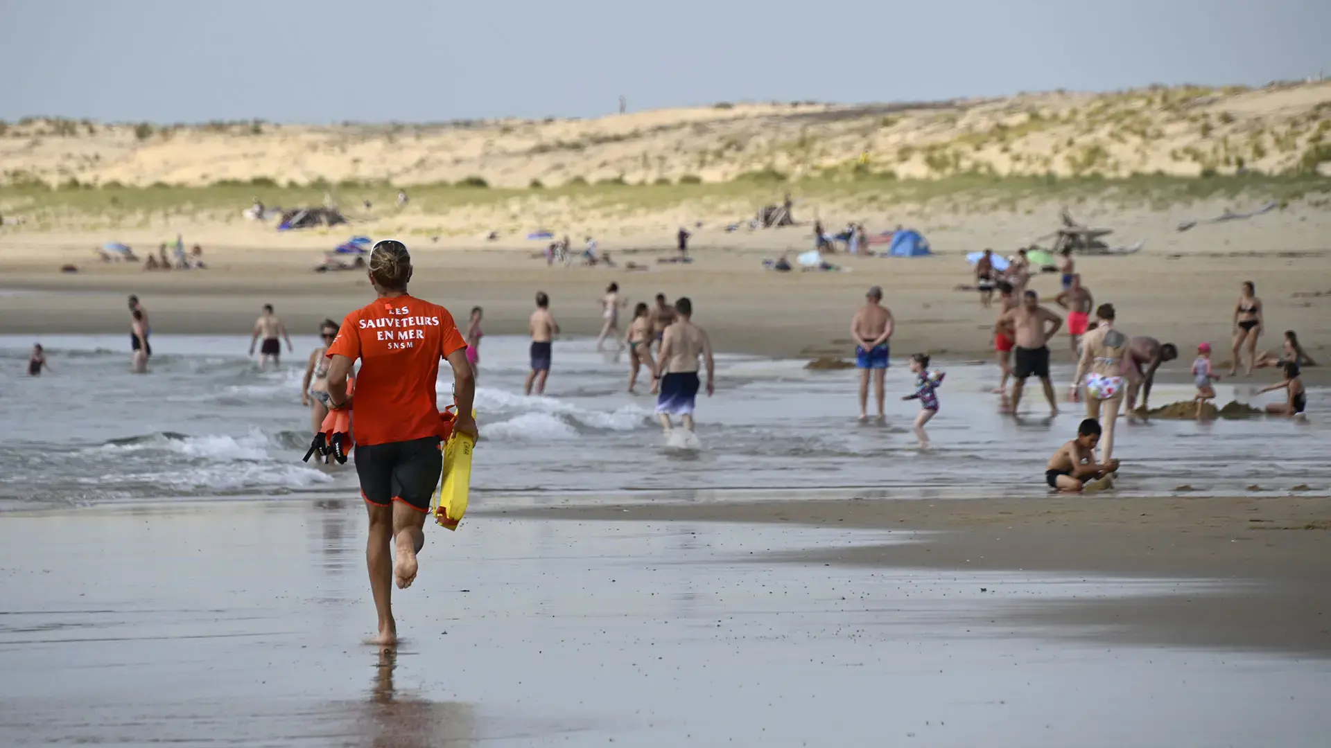 Les sauveteurs en mer - S. N. S. M.