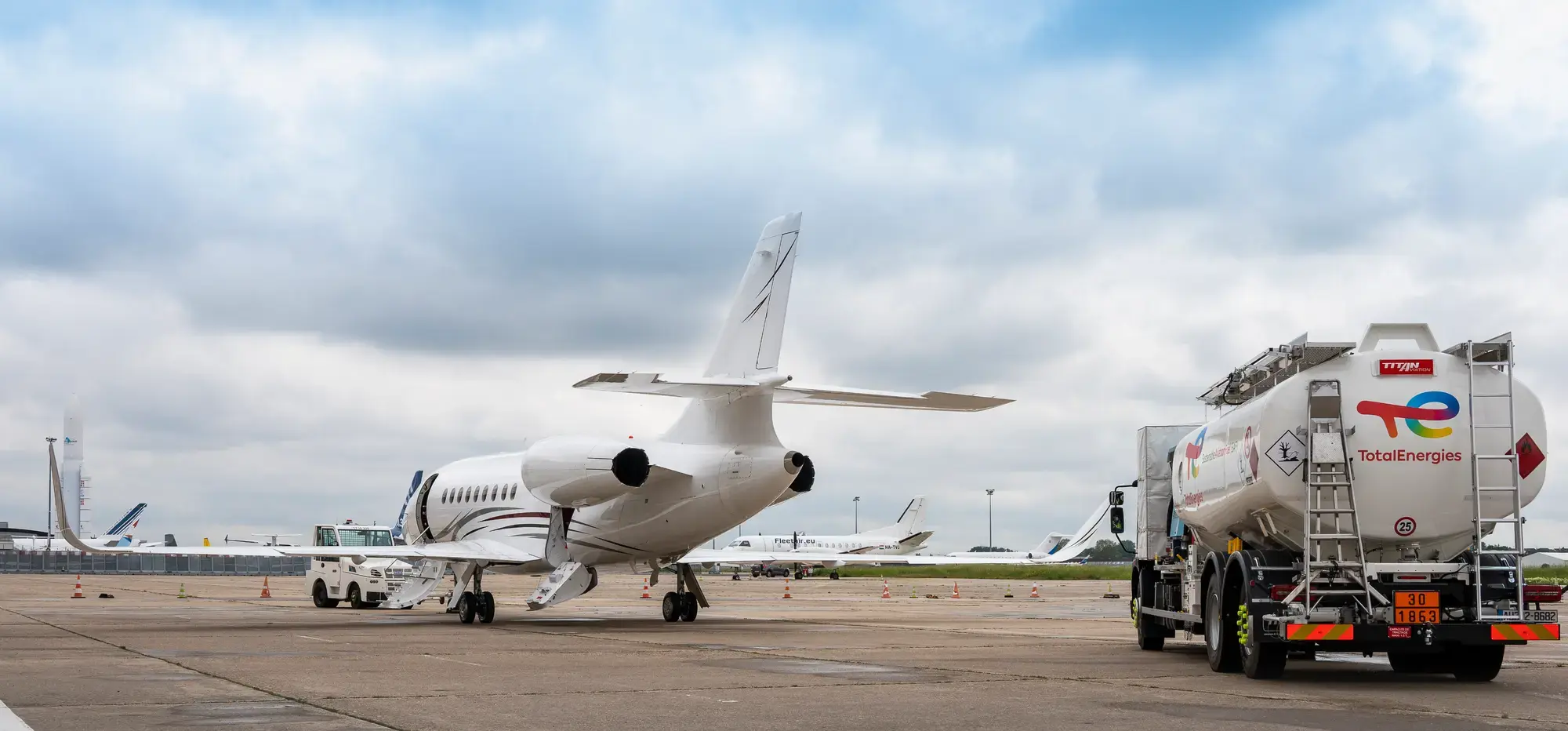 Le Bourget photos -  TotalEnergies aviation refuelling