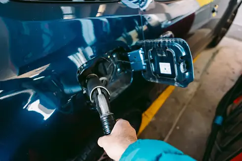 Betankung eines Fahrzeugs mit CNG