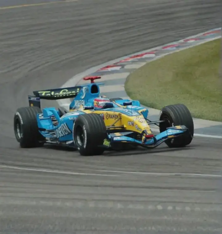 Racing F1 ELF Geschichte