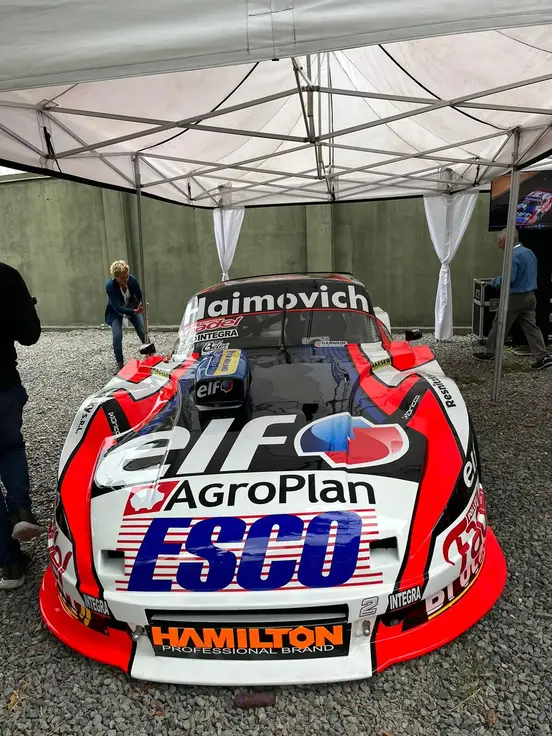 ELF A Brand Of Passion Mariano Werner Turismo Carretera Nacional Automovilismo Cambio De Aceite De Motor