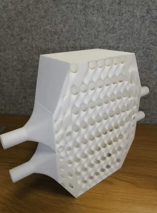 Echangeur thermique, modèle en polyamide, vue en coupe