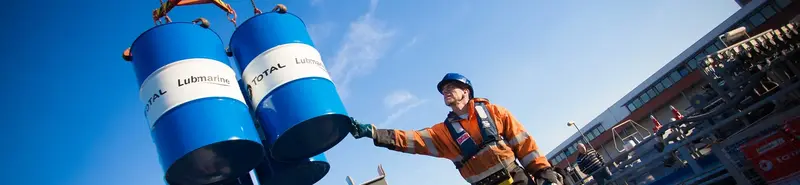 TOTAL LUBMARINE DELIVERING PIONEERING LUBRICANTS AND SERVICES TO THE SHIPPING INDUSTRY