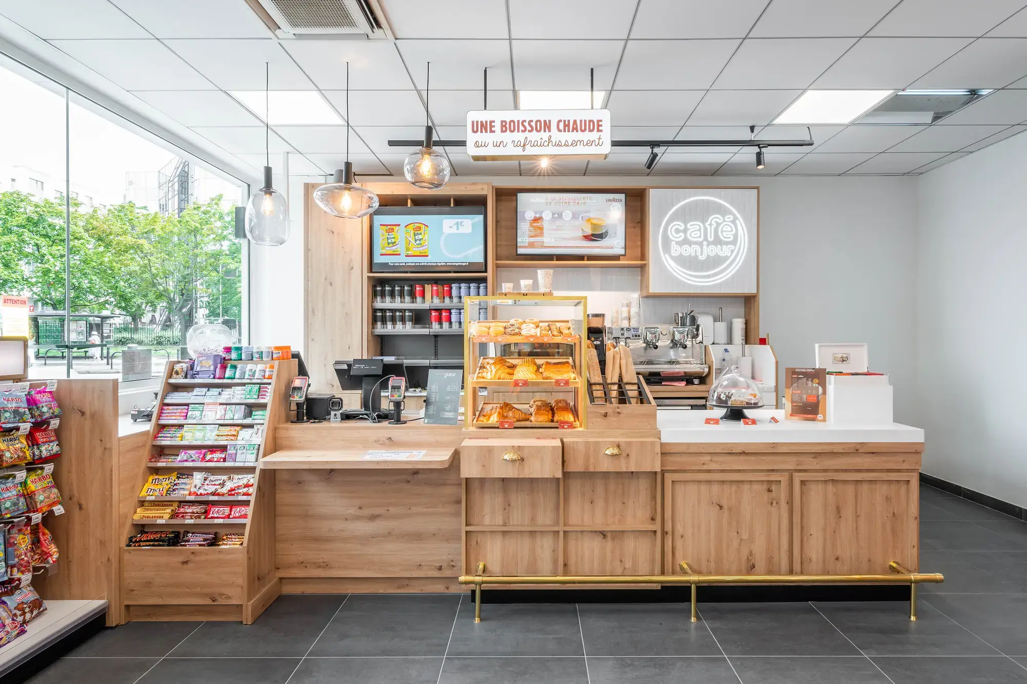 Station-service TotalEnergies de Courbevoie