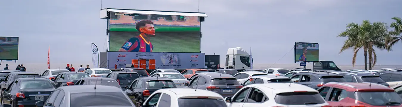 ElClásico se vivió en el Autocine Al Río