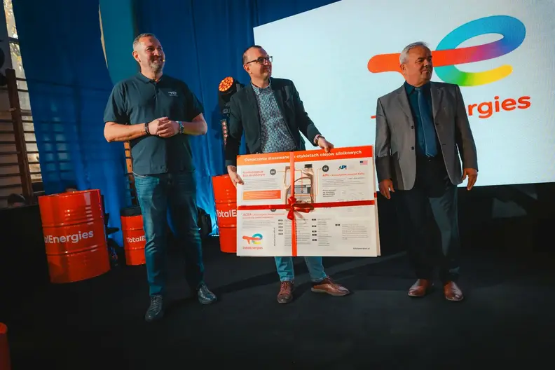 totalenergies_buskozdr122