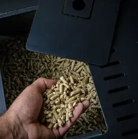 poele_buche_pellet.png