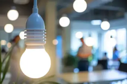 consommation électricité - comment la réduire en entreprise - ampoule _ 1