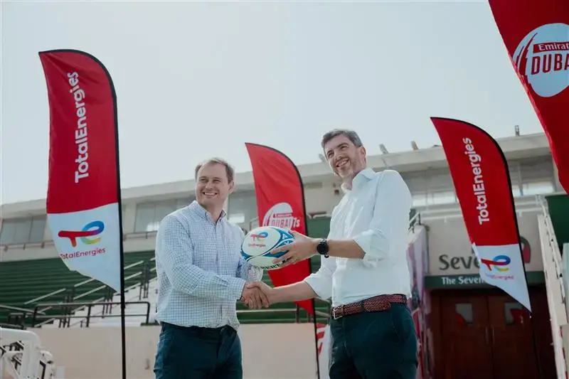 official signing image_ed7s