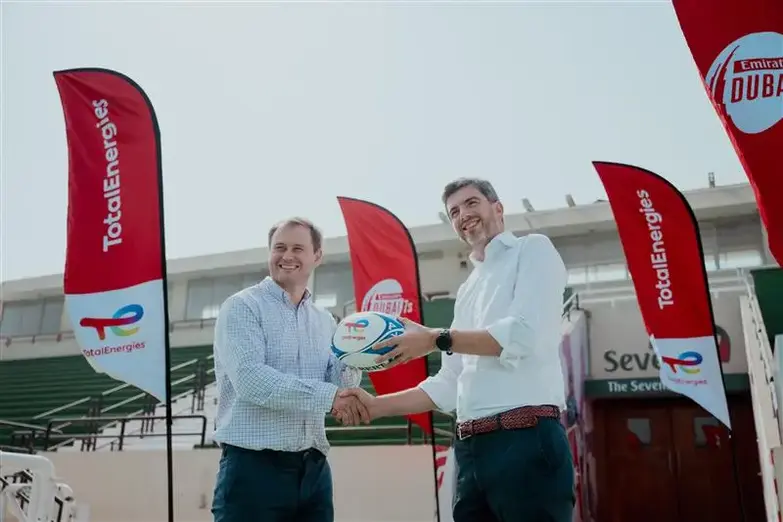 official signing image_ed7s