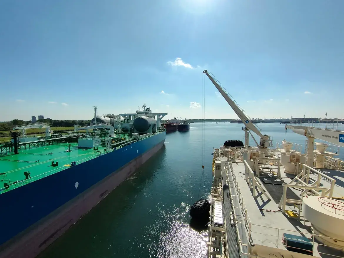 TotalEnergies Marine Fuels completes first LNG bunker operations for new dual-fuelled vessels owned by the Angelicoussis Group