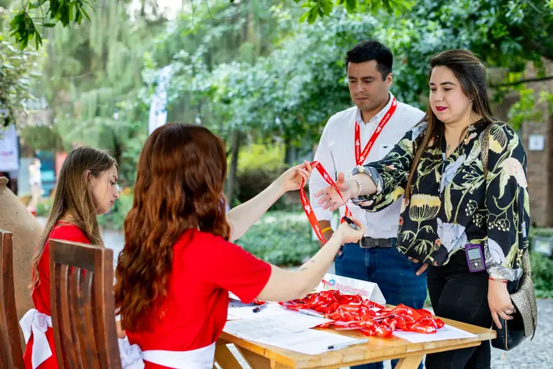 TotalEnergies: 20 años en Chile con innovación constante y la excelencia técnica en aceites de motor.