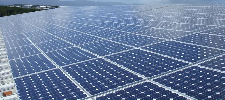 mehrere Solarpanelle 