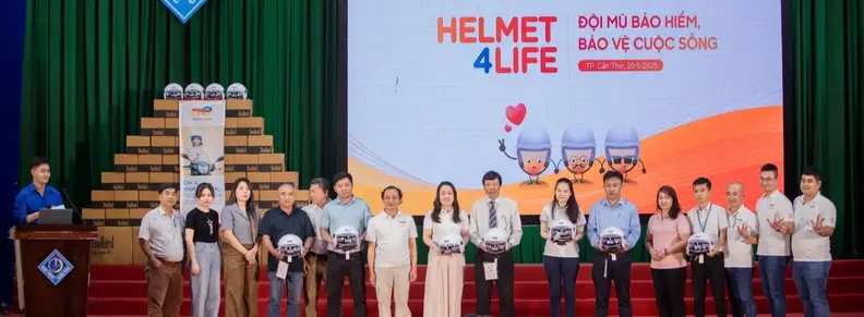 TotalEnergies together with Can Tho University to promote “Helmet4Life” action