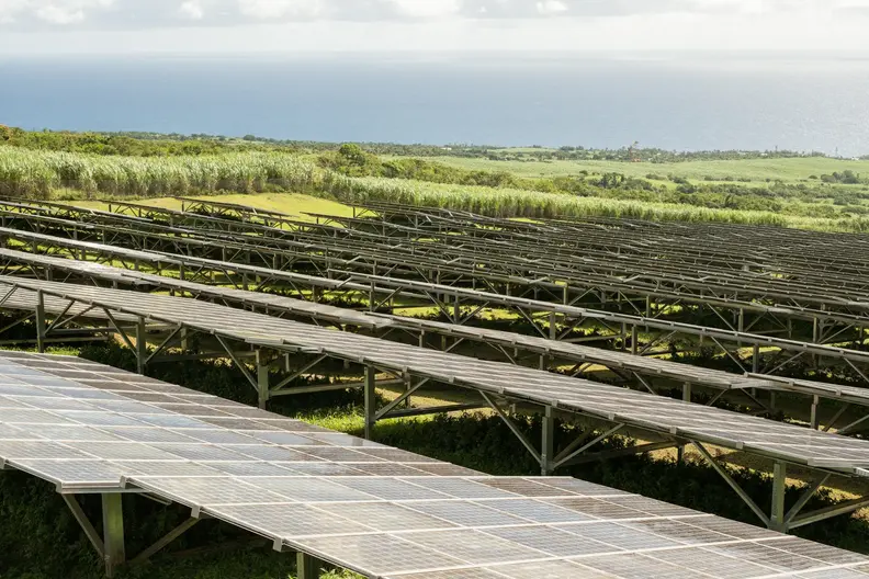 Centrale solaire au sol de Mangassaye, Piton Sainte-Rose, La Réunion