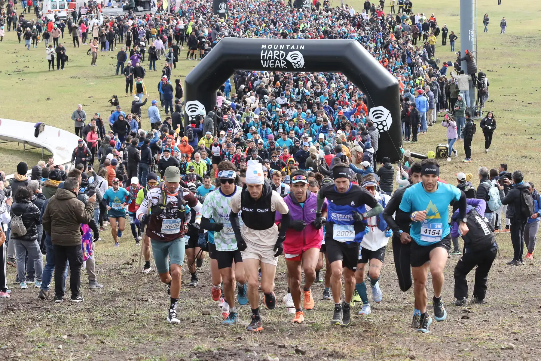 TotalEnergies Patagonia Run Ultra Trail Non-Stop Latinoamérica Deporte Running Atletismo Sponsoring La Energía Que Nos Mueve Cambio De Aceite Aceite De Motor Quartz Lubricantes