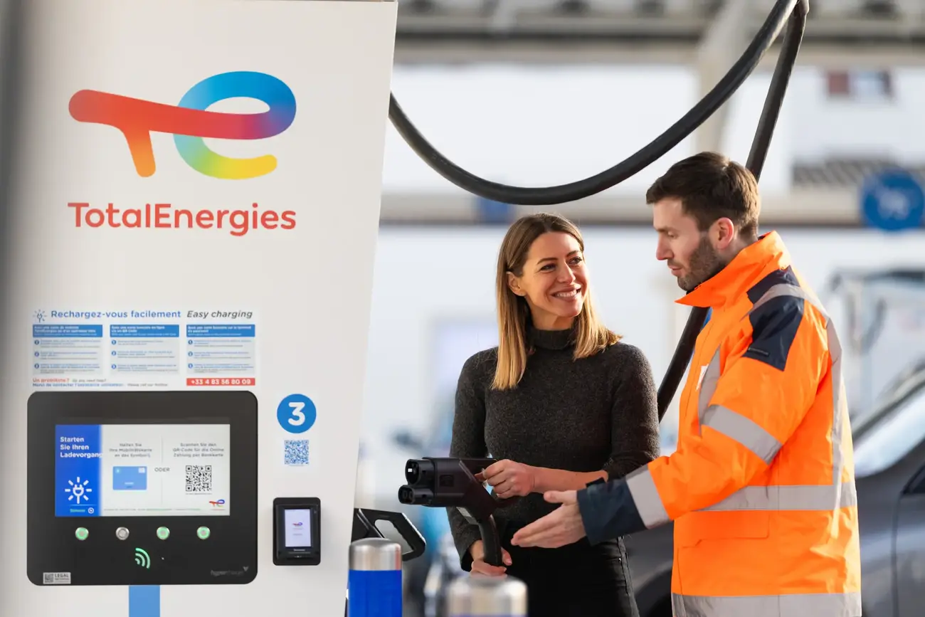 Station-service multi-énergies, Villejuif