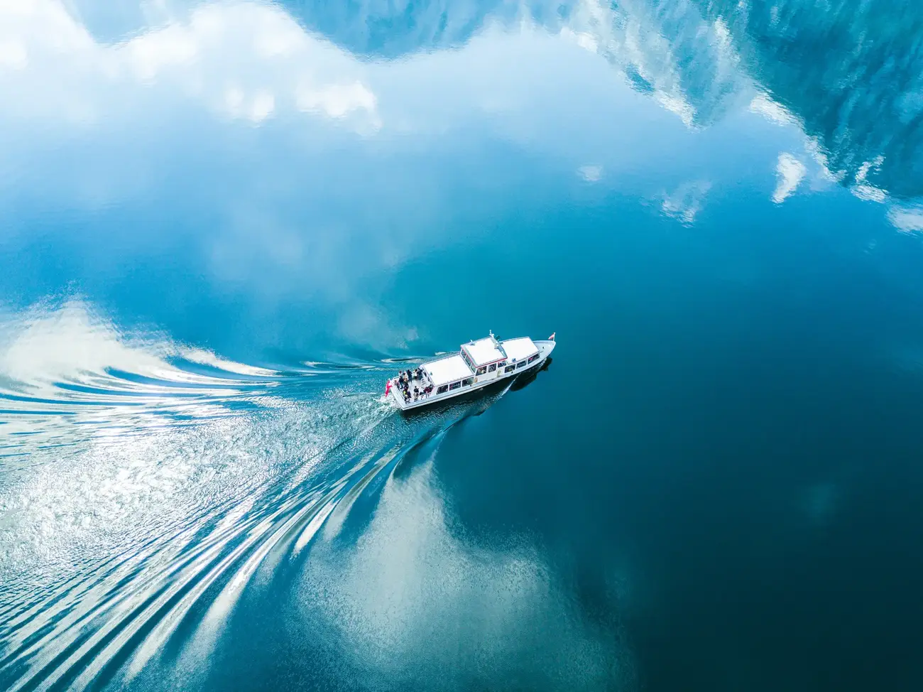 Surfer boat