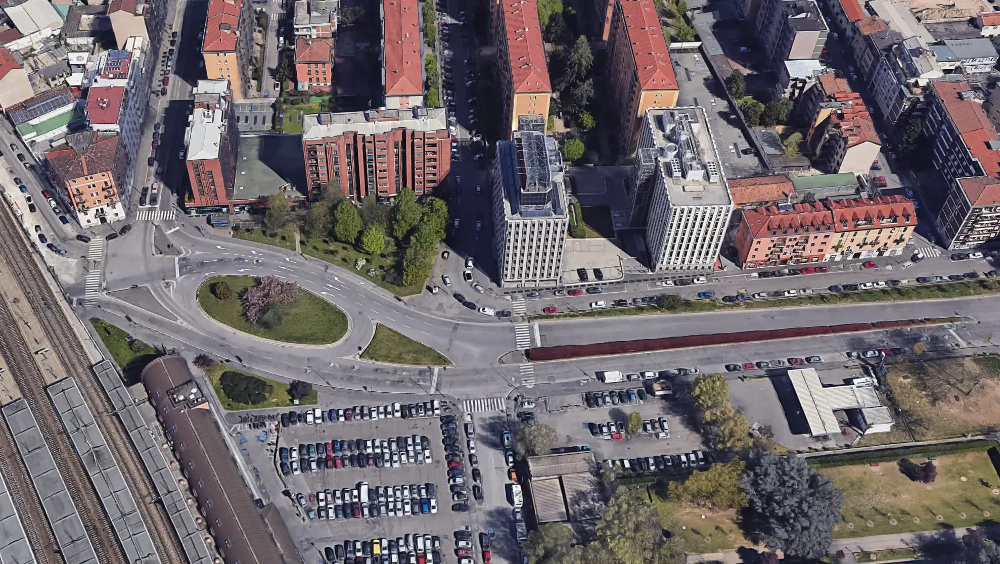 Vista dall'alto degli uffici di TotalEnergies a Milano