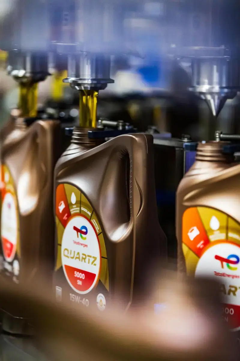 Station de remplissage de bidons d'huile (4 litres)