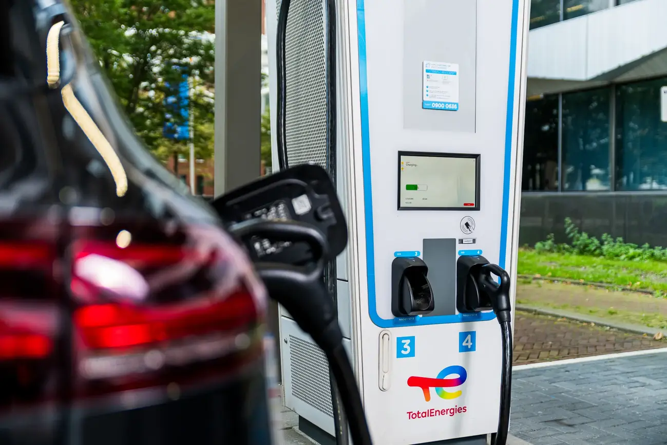 total energies - tcs laadpas