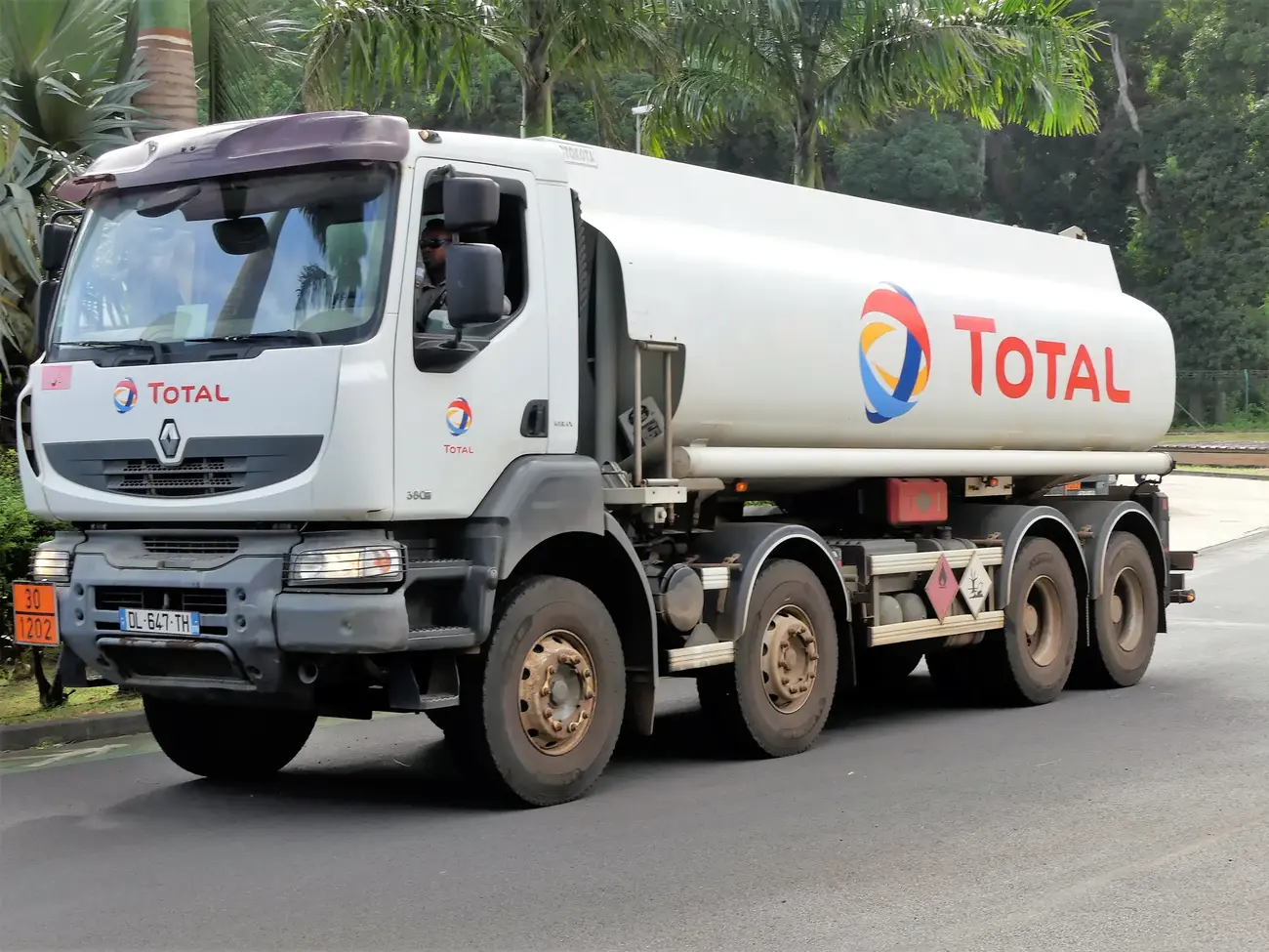 Camion-poids-lourds.jpg