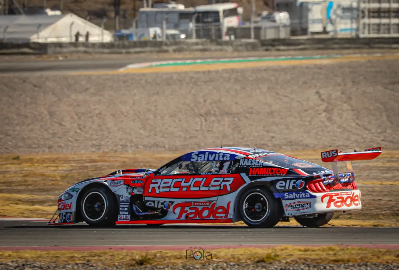 TC San Juan Villicum Desafío de las Estrellas ELF Mariano Werner Turismo Carretera Automovilismo Aceite De Auto Aceite De Motor Cambio De Aceite La Máxima Ford Mustang