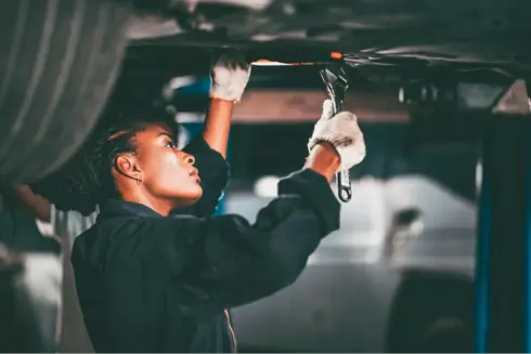 que_faire_avec_une_huile_de_moteur_usage_adobestock_550539323_1.png