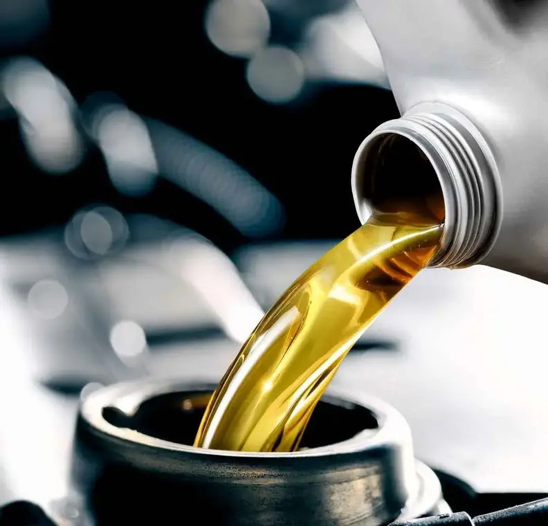 difference between heavy and light oil