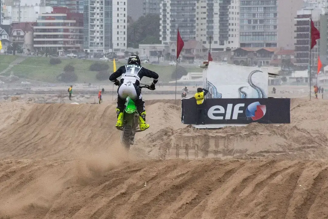OFF ROAD