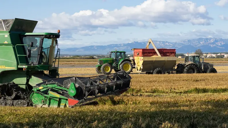 maquinaria-agricola-totalenergies