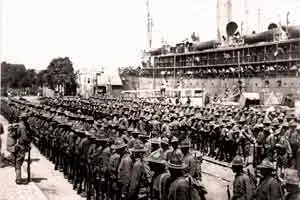 Troupe de soldats américains en 1917