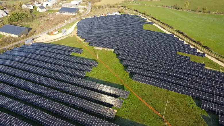 Photo vue aérienne centrale solaire de Laissac-Sévérac l’Église