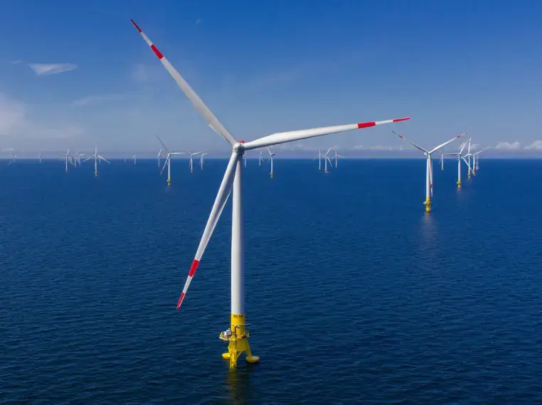 osw turbines_homepage slider.png